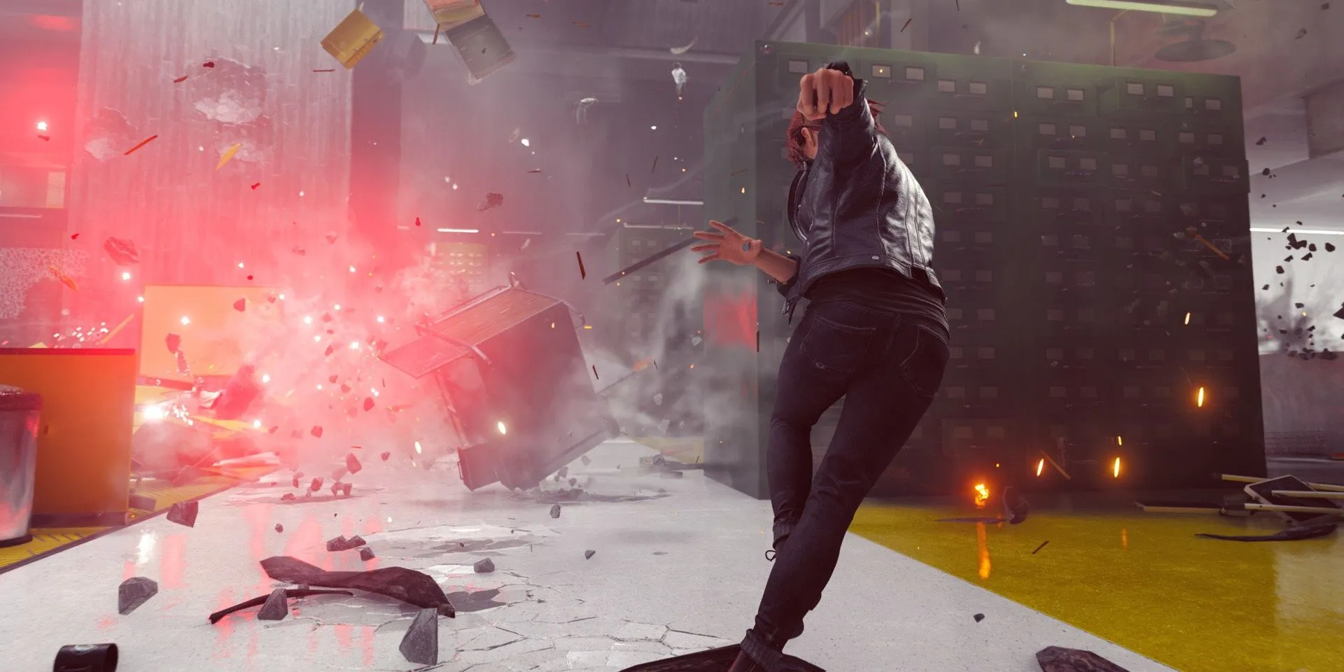 Jesse Faden sử dụng năng lực telekinesis để ném vật thể trong game Control