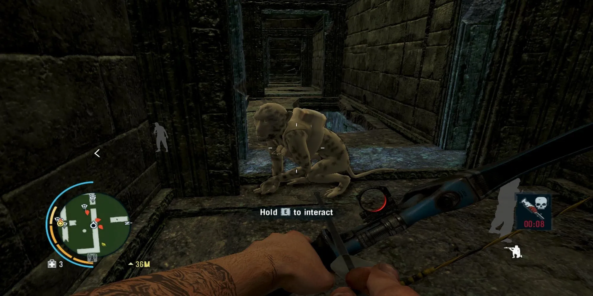 Người chơi đang nhắm cung tên vào một con khỉ trong chế độ Far Cry 3 Monkey Business, thể hiện gameplay đa dạng
