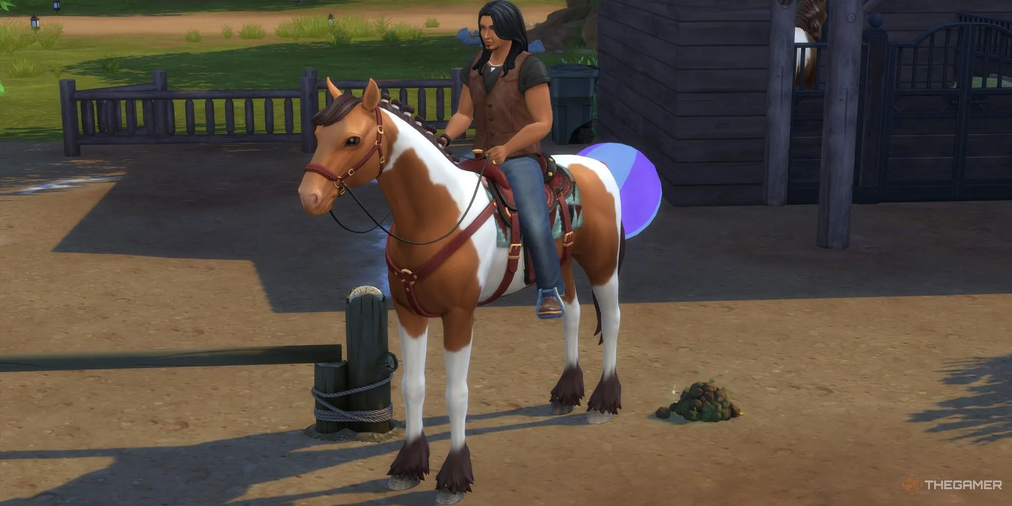 Sim cưỡi ngựa Umber Grove gần phân ngựa trong khu nông trại The Sims 4 Horse Ranch